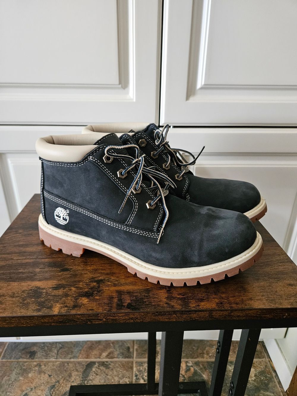 Timberland Wide Nellie Navy Nubuck Chukka Boots Gorpcore Granola Hiking Outdoors - Picture 1 of 7